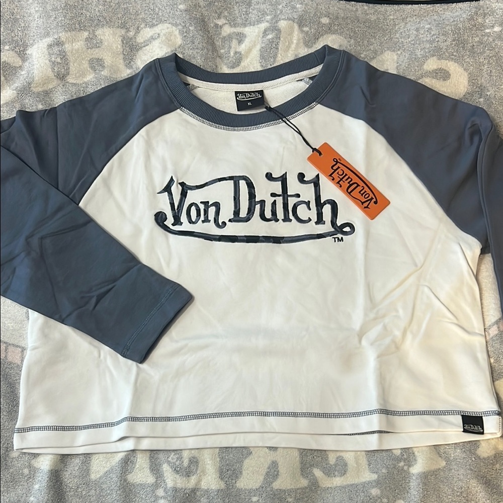 Von Dutch blueberry Cheetah Long Sleeve cropped Tee - Picture 2 of 10